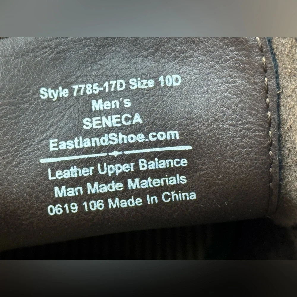 Eastland Men's Seneca Chukka Boots, Dark Brown US Size 10 (New in Box)